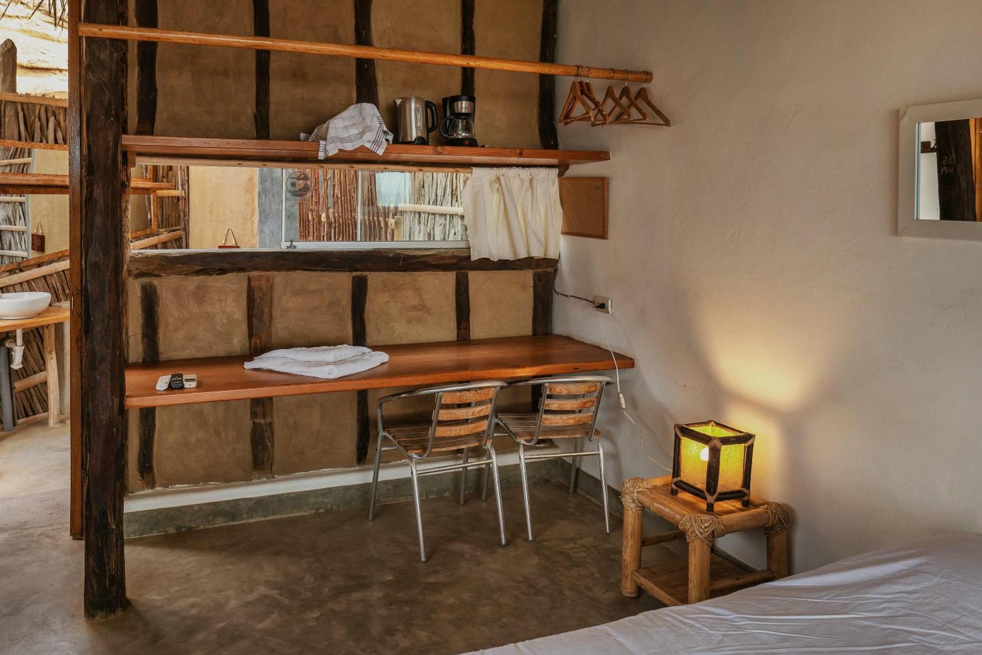 Piramide Titi Hotell Los Órganos Eksteriør bilde